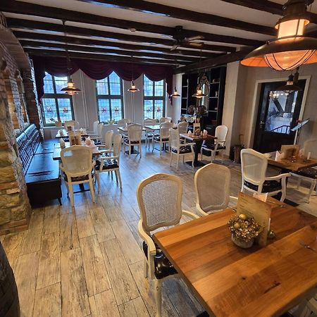 Hotel Zur Goldenen Sonne Quedlinburg Ngoại thất bức ảnh