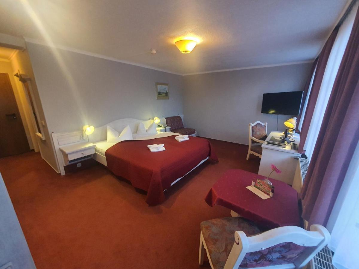 Hotel Zur Goldenen Sonne Quedlinburg Ngoại thất bức ảnh