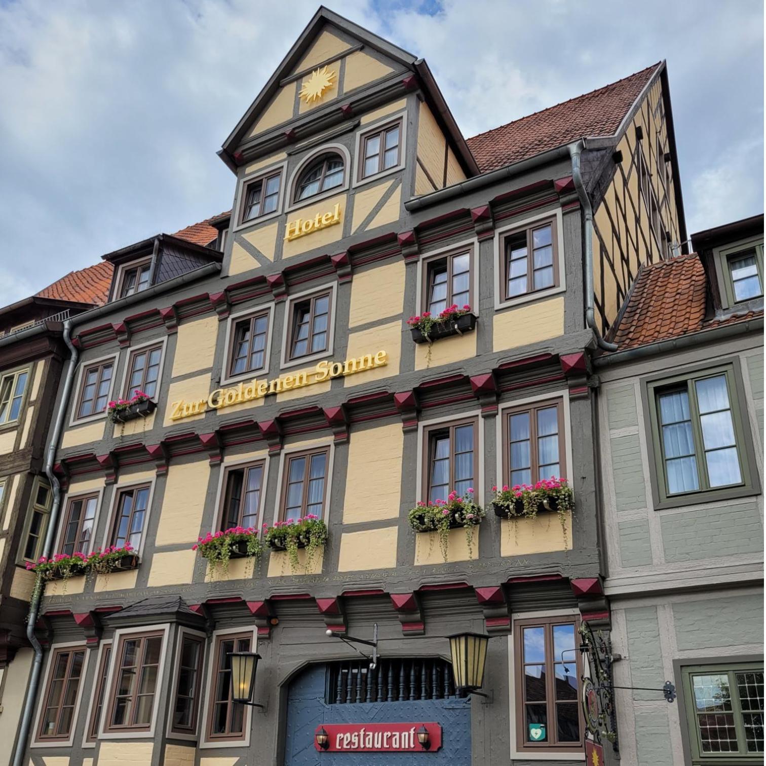 Hotel Zur Goldenen Sonne Quedlinburg Ngoại thất bức ảnh