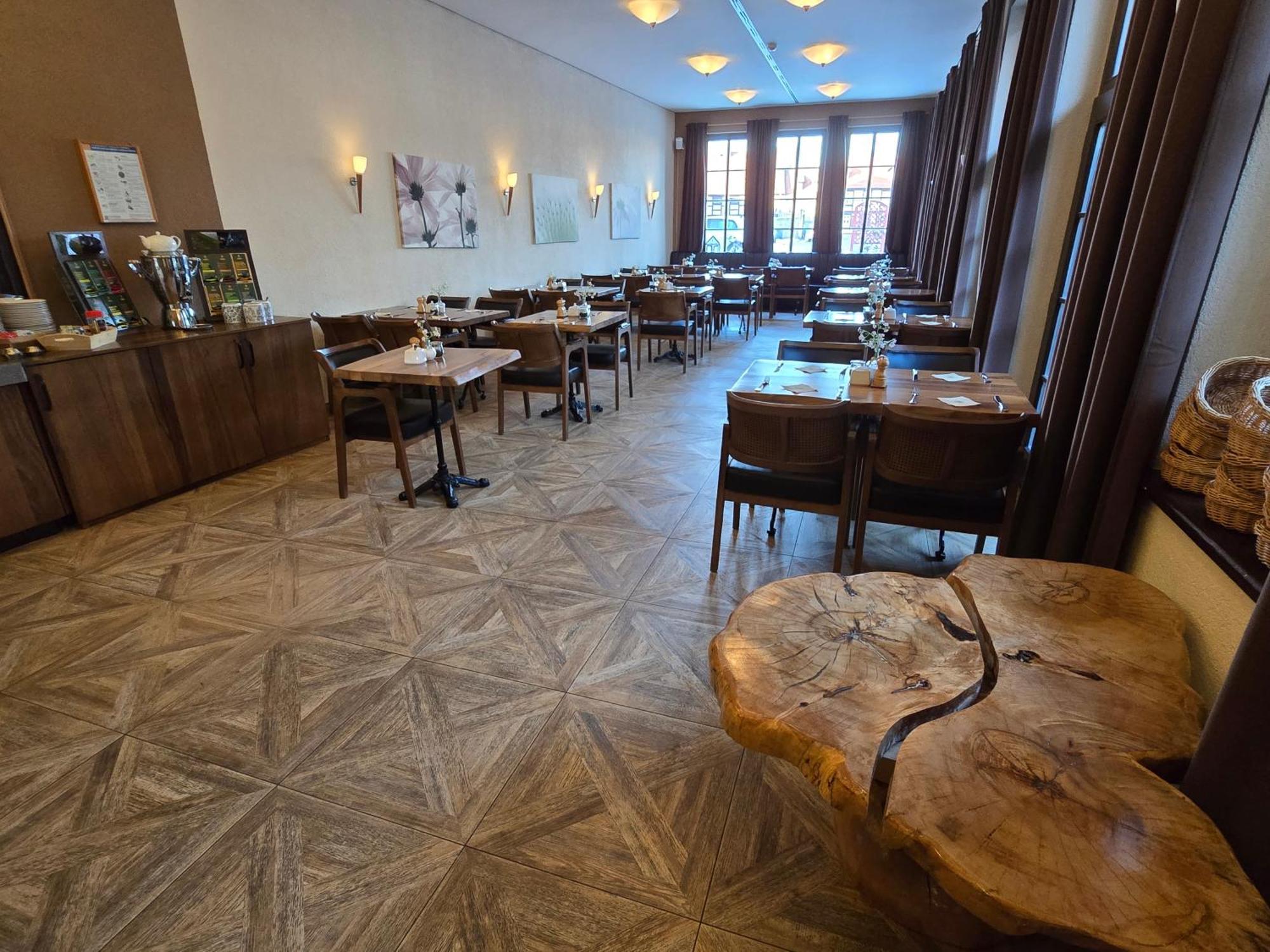 Hotel Zur Goldenen Sonne Quedlinburg Ngoại thất bức ảnh