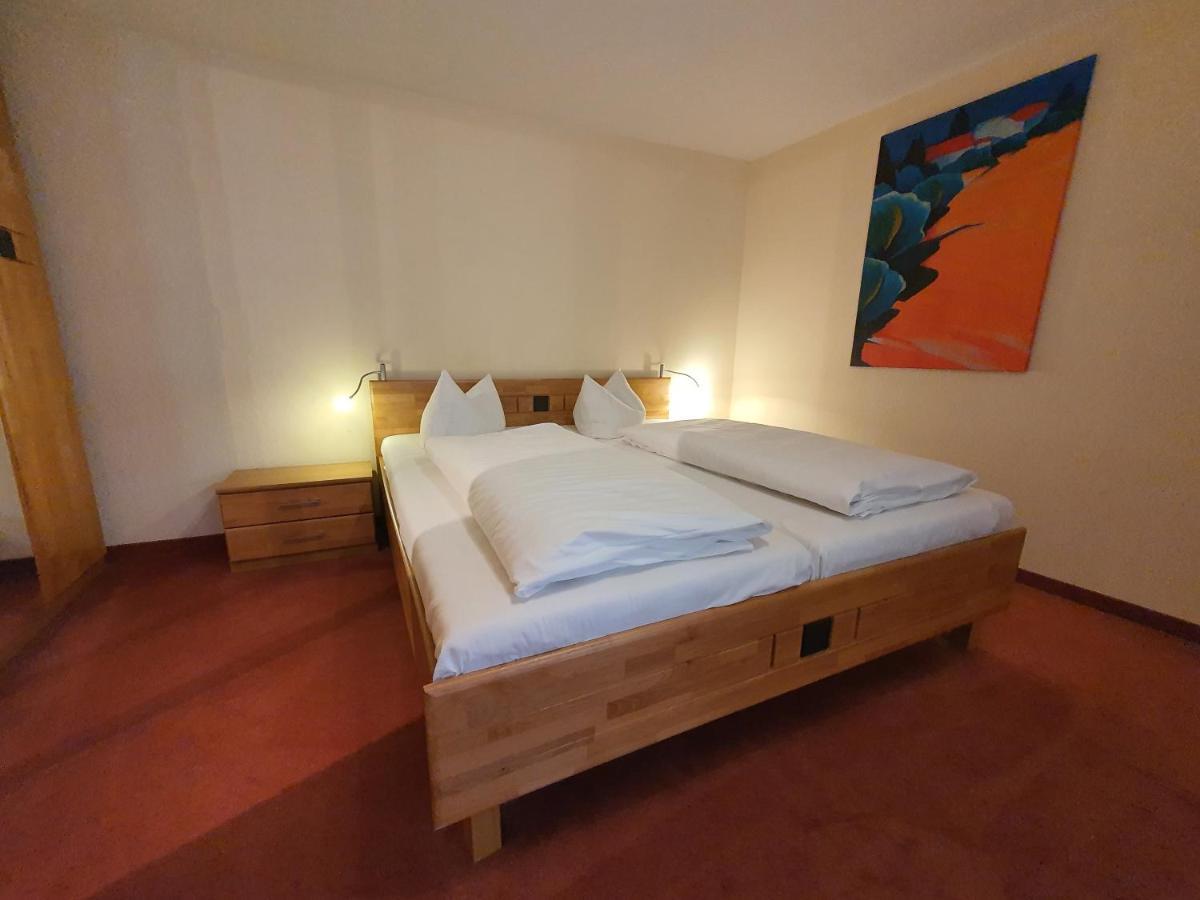 Hotel Zur Goldenen Sonne Quedlinburg Ngoại thất bức ảnh