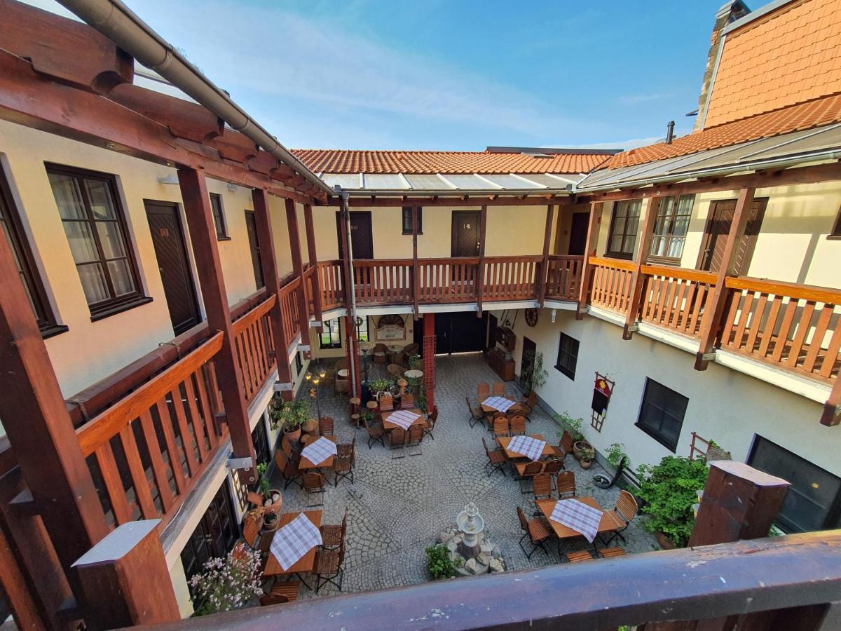 Hotel Zur Goldenen Sonne Quedlinburg Ngoại thất bức ảnh