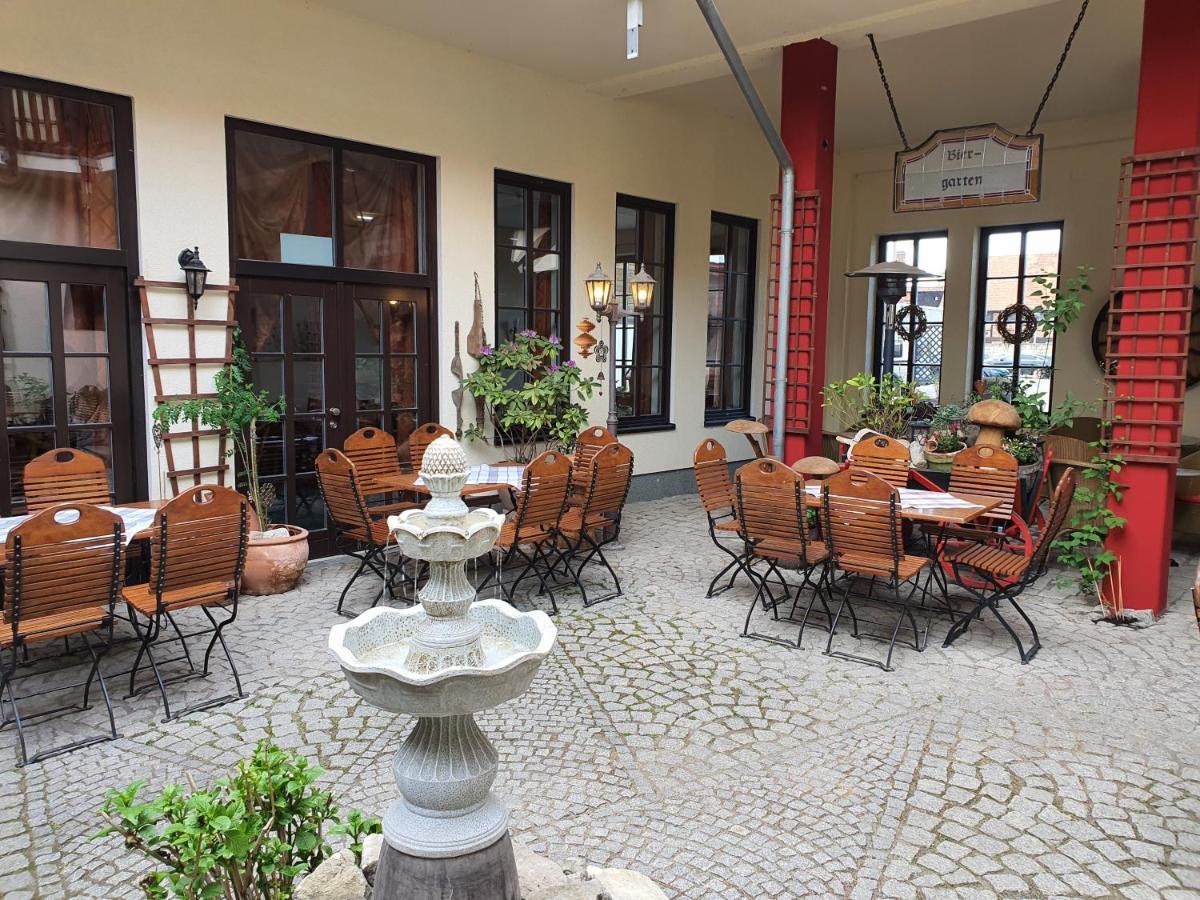 Hotel Zur Goldenen Sonne Quedlinburg Ngoại thất bức ảnh